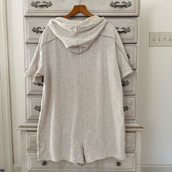 Vici Heather Grey Beach Boho Cotton Romper - Picture 2 of 4